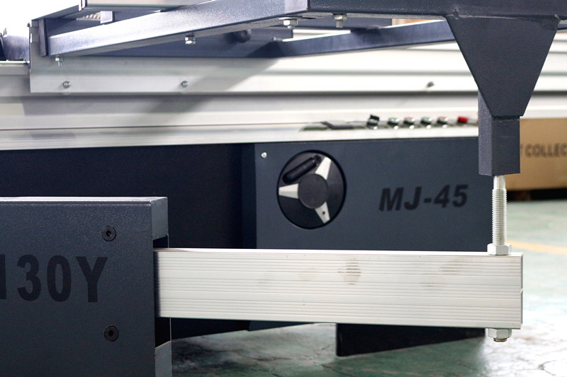 Superstar CNC CX - MJ45 MJ90 Máquina de sierra de panel de mesa deslizante de madera